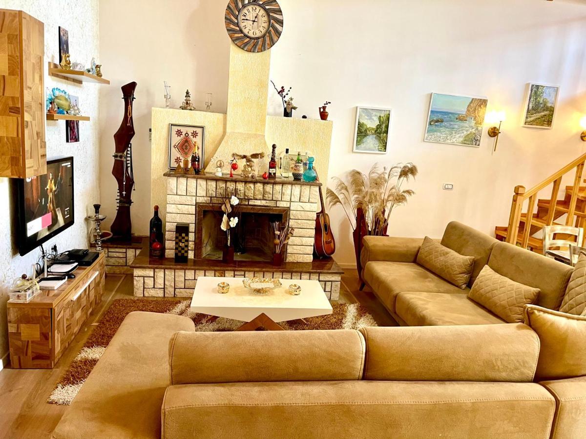 River Escape Villa - Private Beach, Scenic View & Bbq Τεπελένι Εξωτερικό φωτογραφία