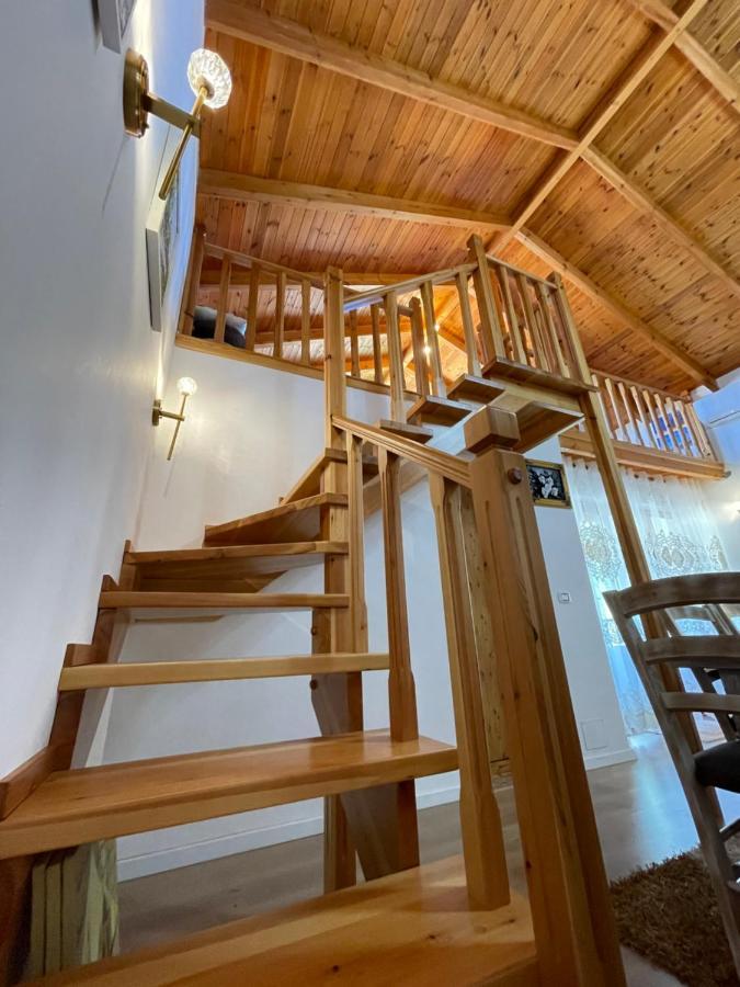 River Escape Villa - Private Beach, Scenic View & Bbq Τεπελένι Εξωτερικό φωτογραφία