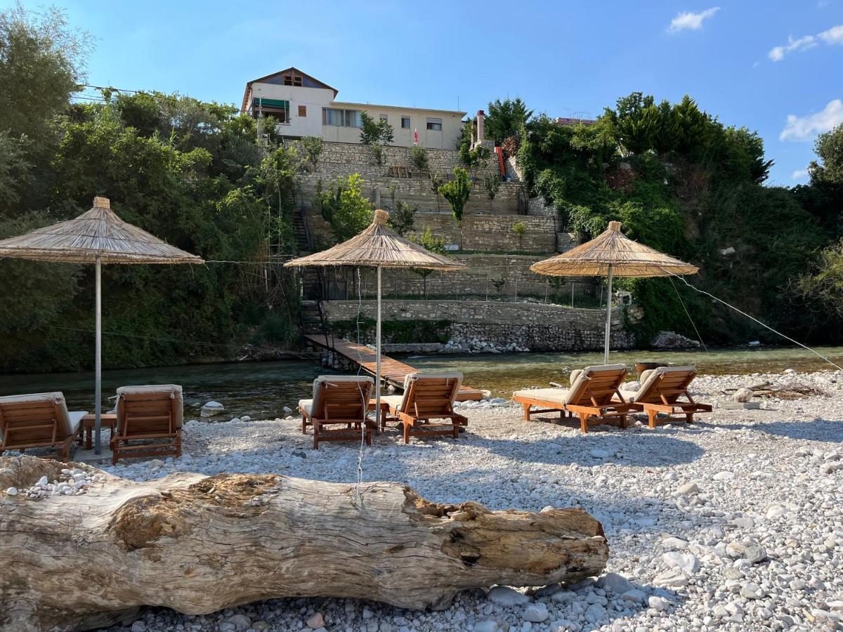River Escape Villa - Private Beach, Scenic View & Bbq Τεπελένι Εξωτερικό φωτογραφία
