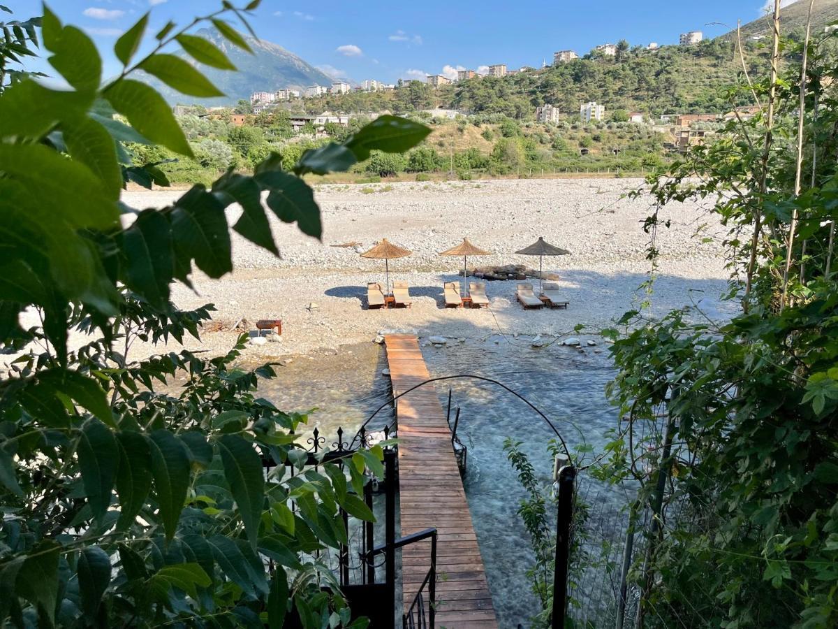 River Escape Villa - Private Beach, Scenic View & Bbq Τεπελένι Εξωτερικό φωτογραφία