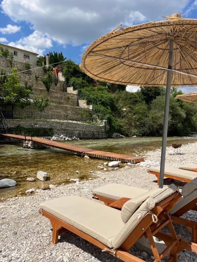 River Escape Villa - Private Beach, Scenic View & Bbq Τεπελένι Εξωτερικό φωτογραφία